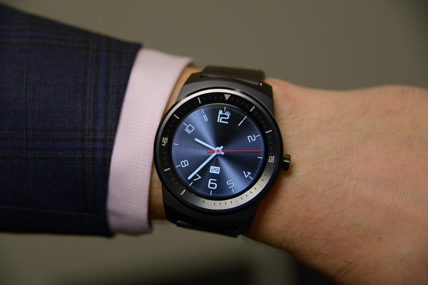 lg g watch r review above the ankles